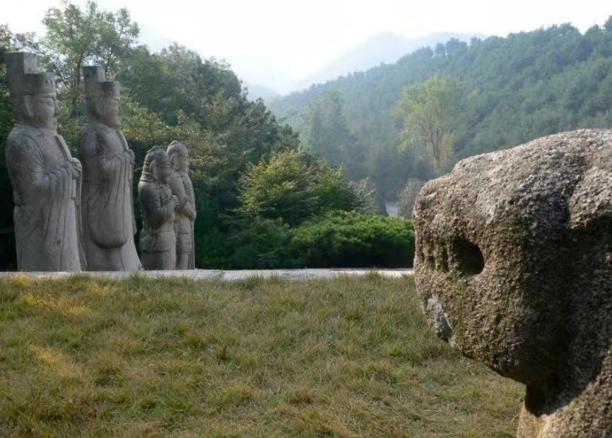 Tomb of King Kongmin, Kaesong, North Korea
